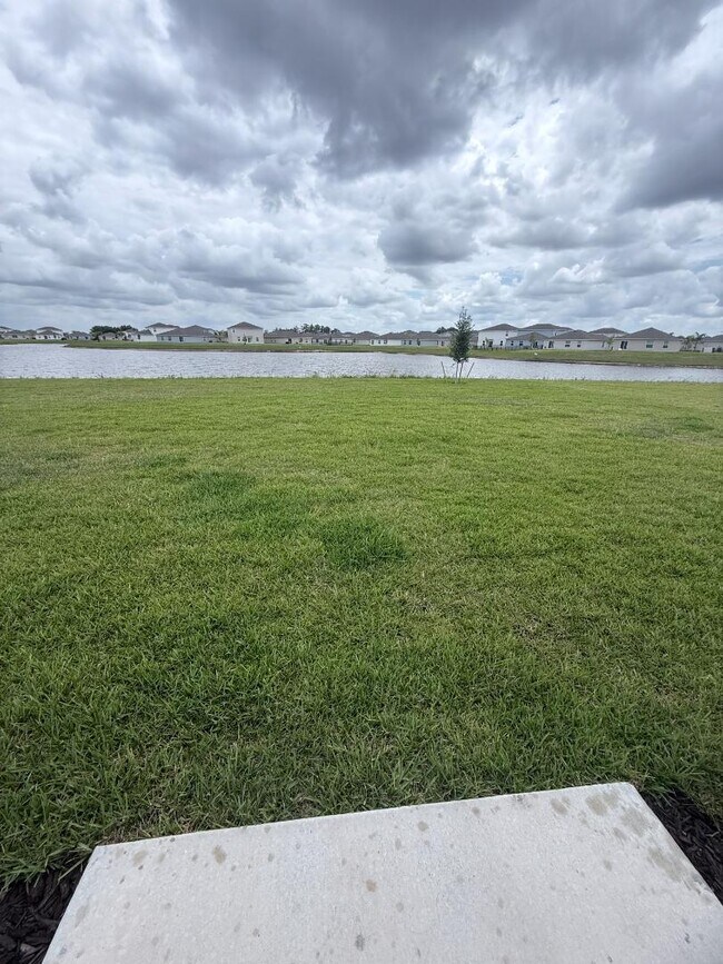 Building Photo - 11613 Savanna Lks Blvd