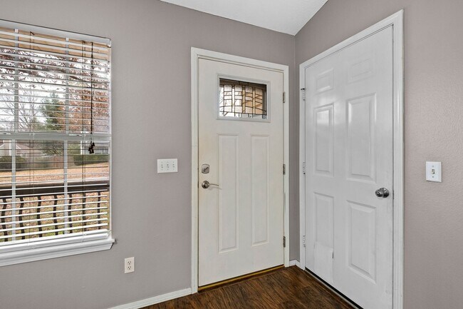 Foto del edificio - Affordable 2-Bedroom Home for Lease in Fayetteville, AR
