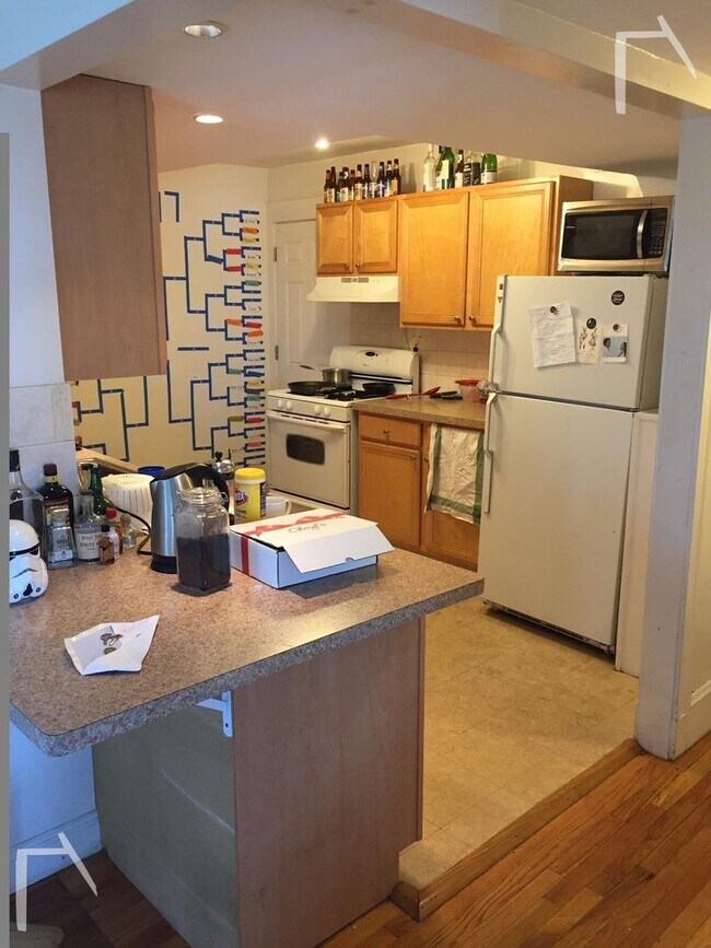 Foto del edificio - 9/1 Spacious 3BR in Spring Hill area near ...