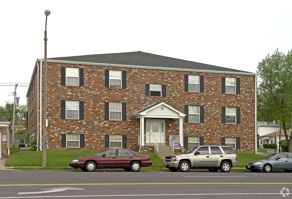 4420 Jamieson Ave, Saint Louis, MO 63109 Apartments in Saint Louis