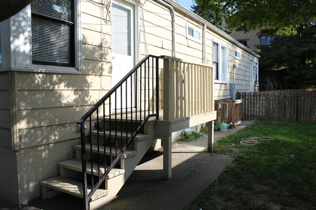 Building Photo - YUNG DUPLEX