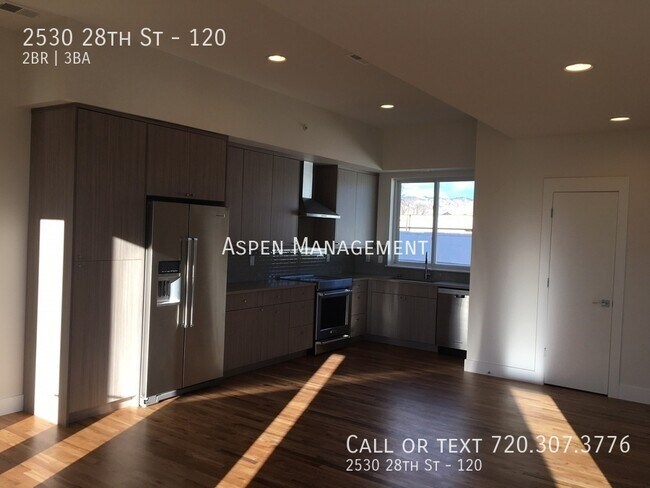 Foto del edificio - 2530 28th St