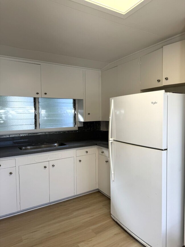 Foto del edificio - Kaimuki - Renovated Singled Family Home - 3 bedroom, 1.5 Bath with Carport