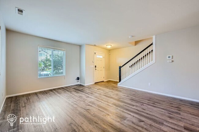 Foto del edificio - 1716 203rd St Ct E