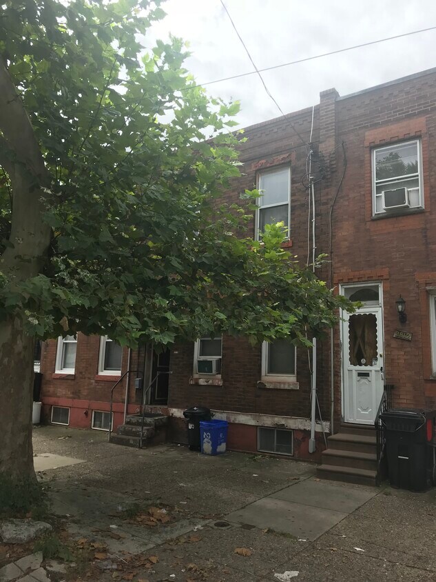 Primary Photo - 2810 Snyder Ave