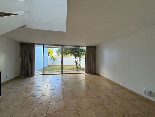 Foto del edificio - Laulea Town Houses (Mililani) - 3 bdrm/2.5...