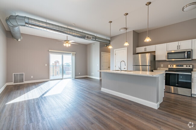 2BR, 2BA - The Elements, LLC