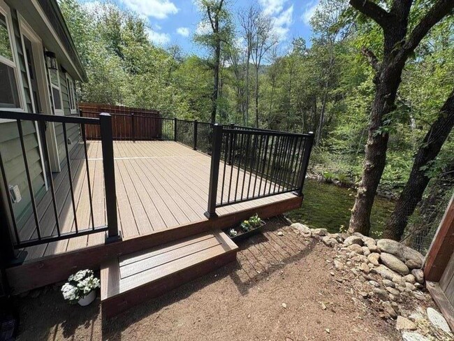 Building Photo - 37082 Nason Rd