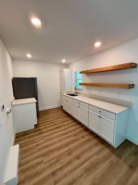 Foto del edificio - 520 McGuire Ln