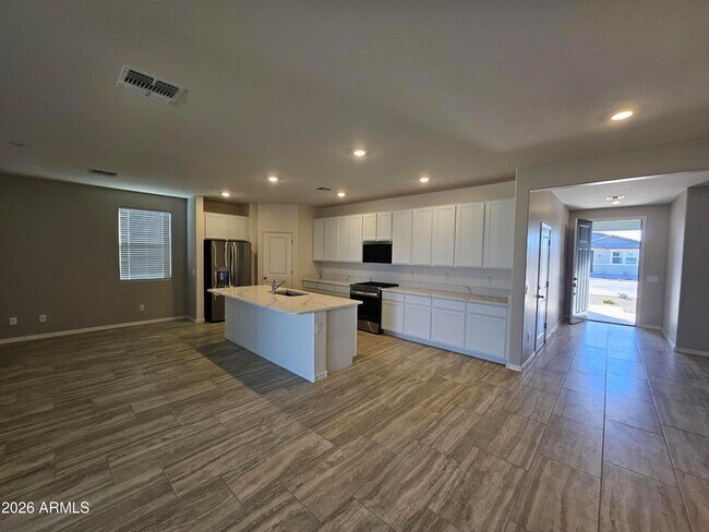 Foto del edificio - 3010 E Augusta Ave