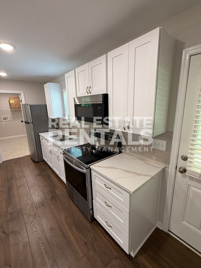 Foto del edificio - 2871 Johnson Rd