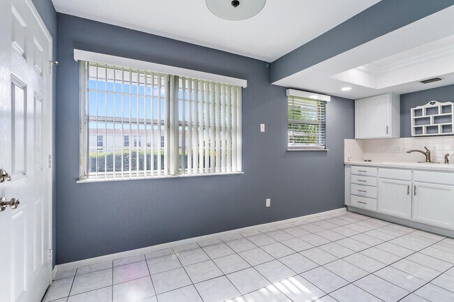 Foto del edificio - 2929 SE Ocean Blvd
