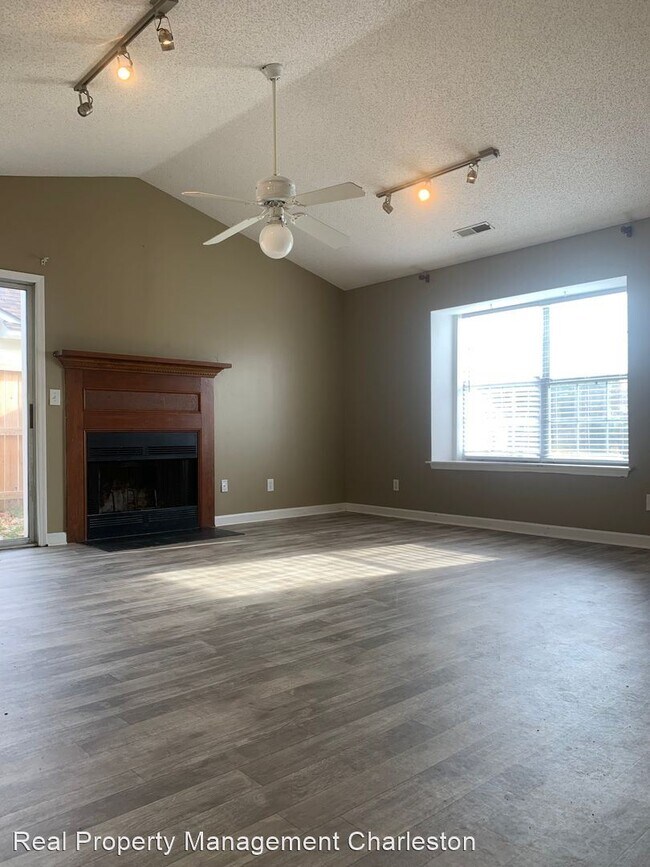 Building Photo - 3 br, 2 bath House - 9520 One Notch Road
