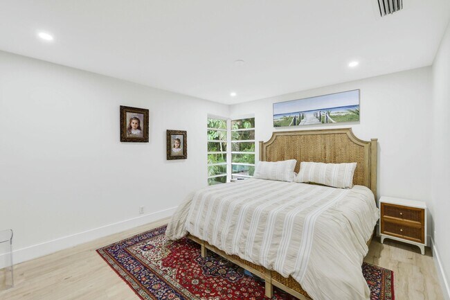 Foto del edificio - 486 NW 1st St