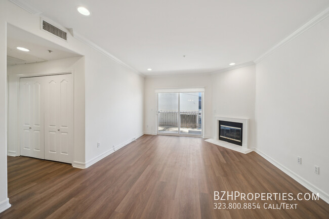 Foto del edificio - 2334 S Bentley Ave