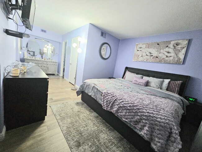 Foto del edificio - 1701 E Katie Ave