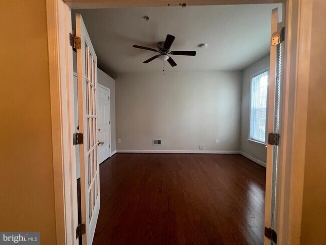 Foto del edificio - 604 Ridgemont Ave