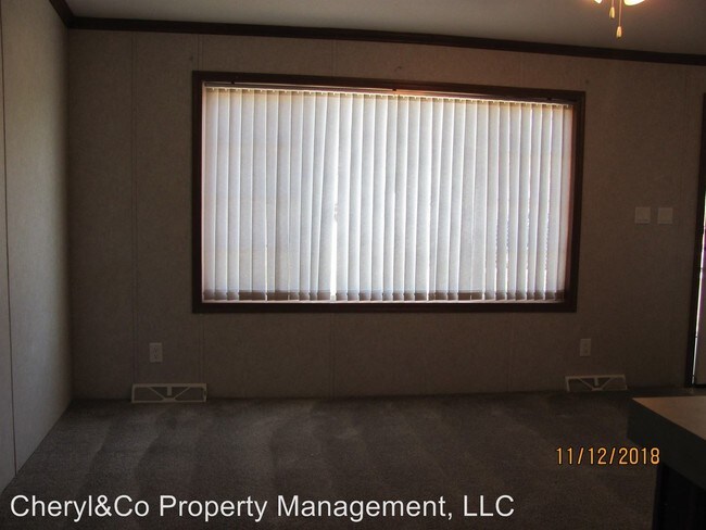 Foto del edificio - 3 br, 2 bath House - 261 Curtis Avenue
