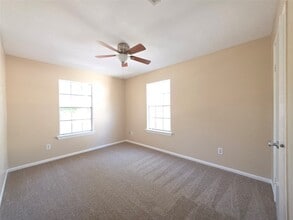 Building Photo - 9 Ridgeline Ct