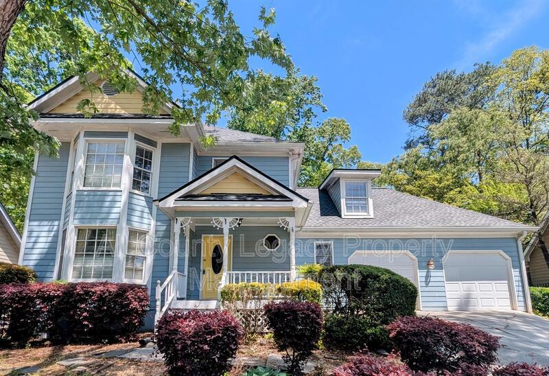 Foto principal - 2840 Spring Ridge Cir