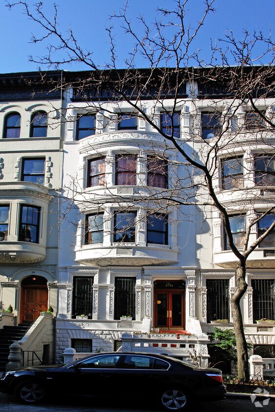 Primary Photo - 120 West 80th Street (k6)