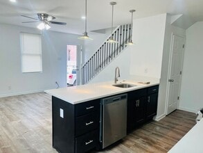 Building Photo - 118 Brim Way