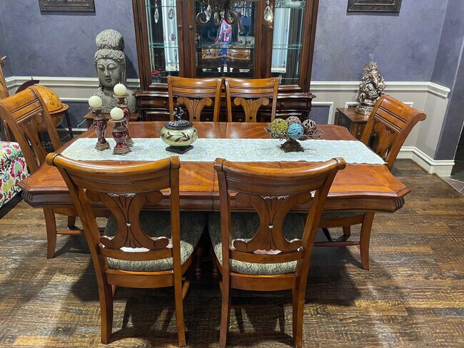 Foto del edificio - 9312 Warm Springs Cir