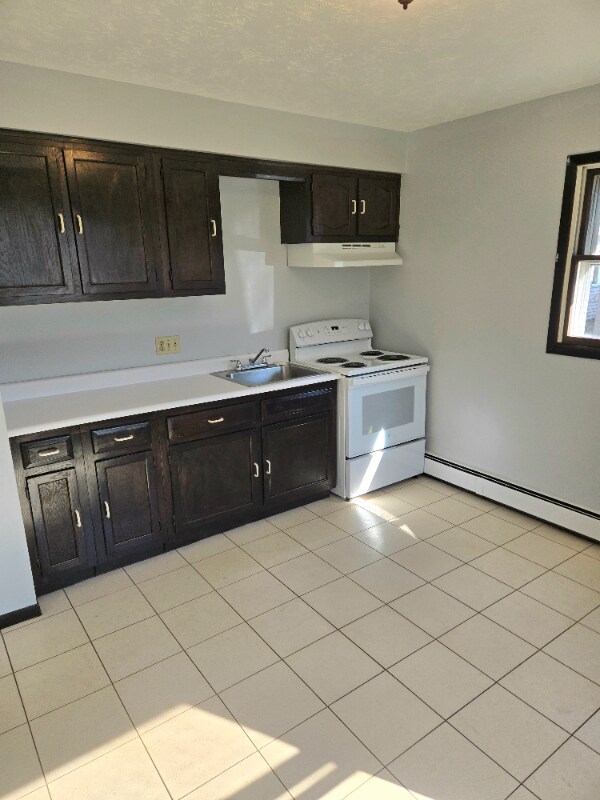 Foto del edificio - 270 Washington Blvd