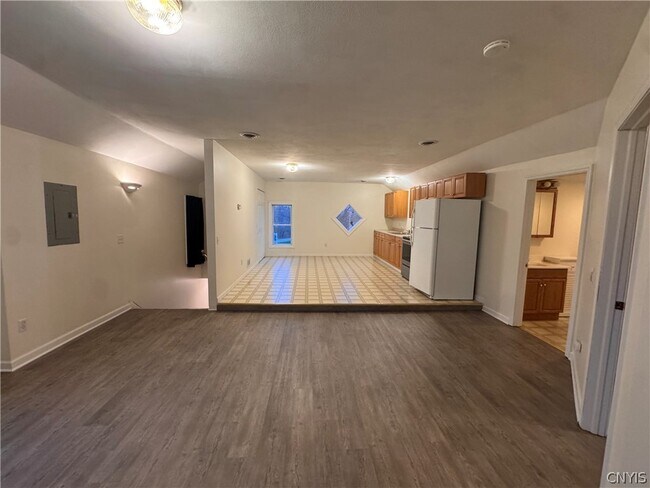 Foto del edificio - 5553 W Main St