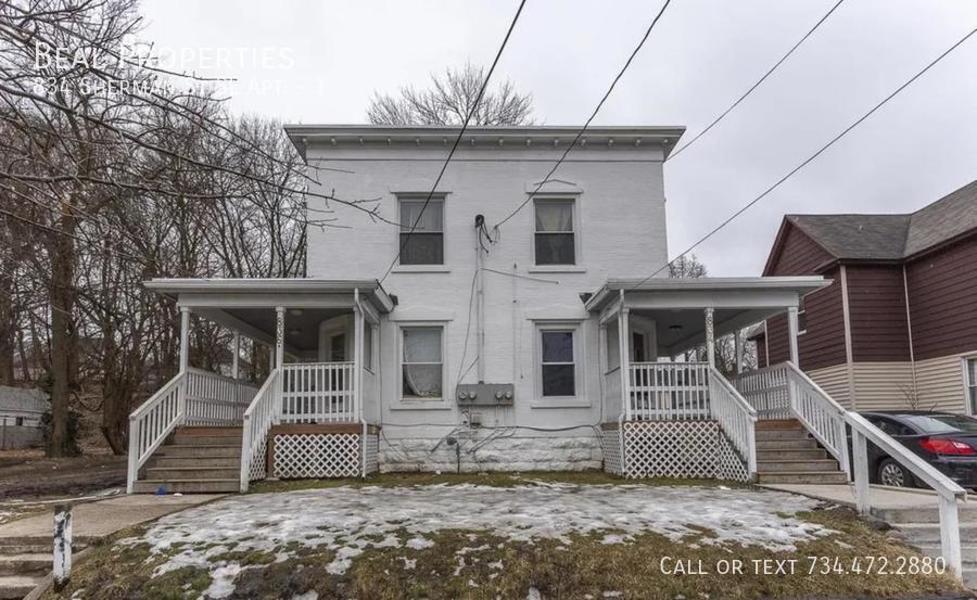 Primary Photo - 834 Sherman St SE