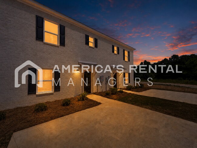 Building Photo - 113 Park Dr S