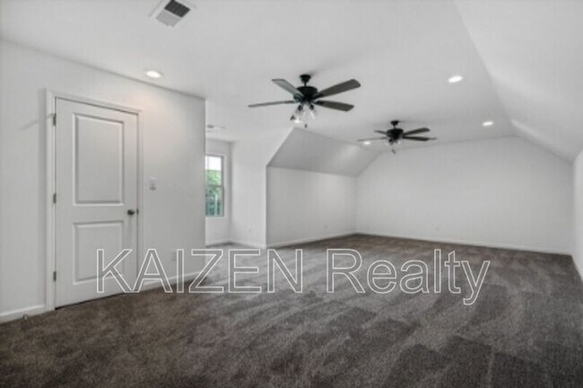 Building Photo - 57 Scattered Oaks Dr