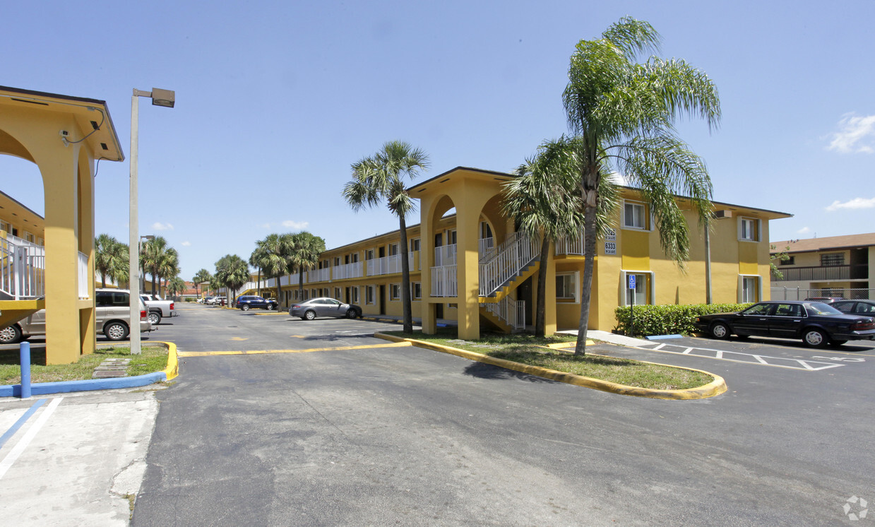 Building Photo - Raul Martinez Pavilion