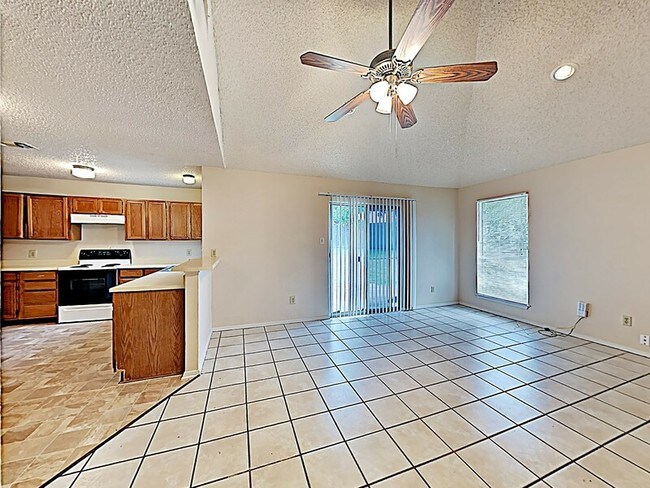 Building Photo - 7552 Boxwood Ct