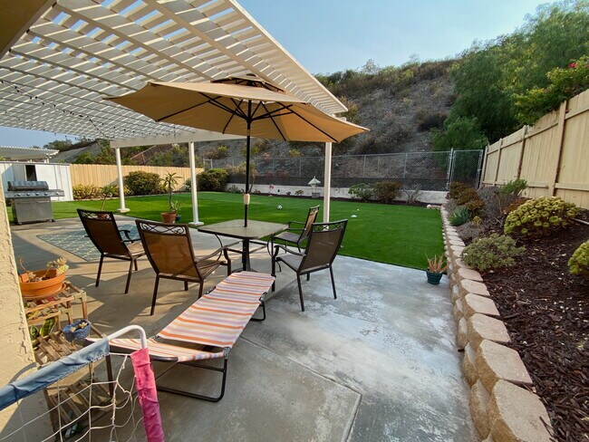Building Photo - 10629 bernabe drive