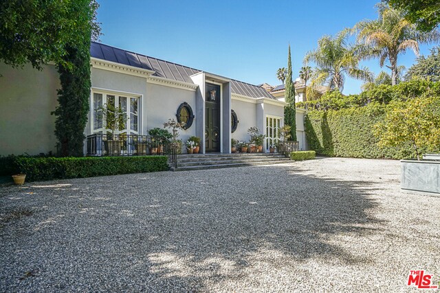 Primary Photo - 517 N Rodeo Dr