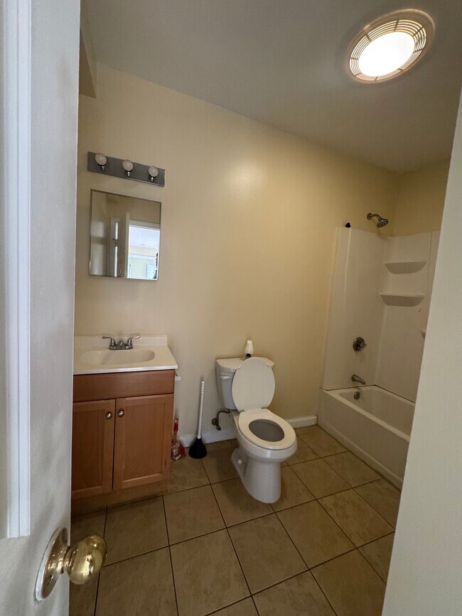 Foto del edificio - 422 Main St