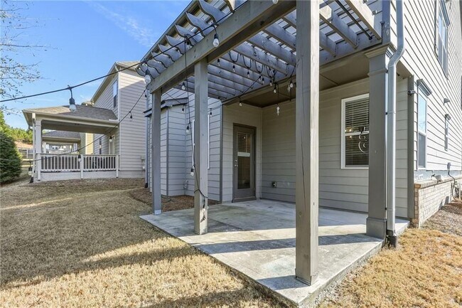 Building Photo - 6496 Crosscreek Ln