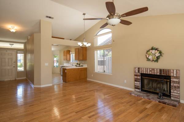 Building Photo - 775 Sugar Pine Dr