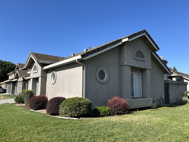 Foto del edificio - 1333 Glenbrook Way