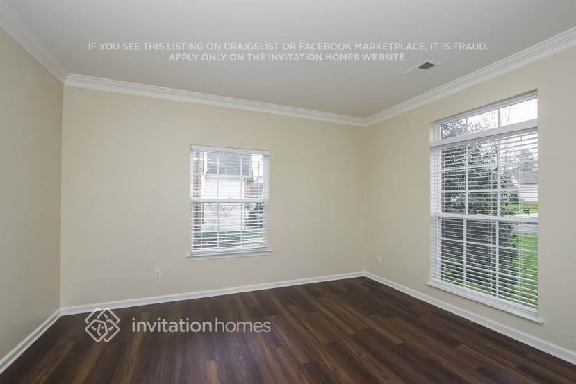 Foto principal - 2517 Ashby Woods Dr