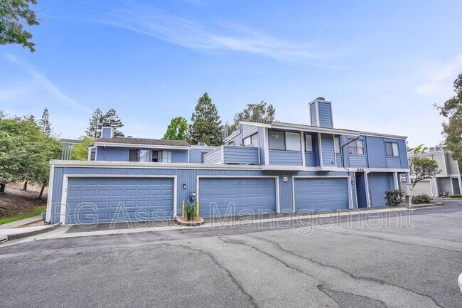 Building Photo - 504 Athena