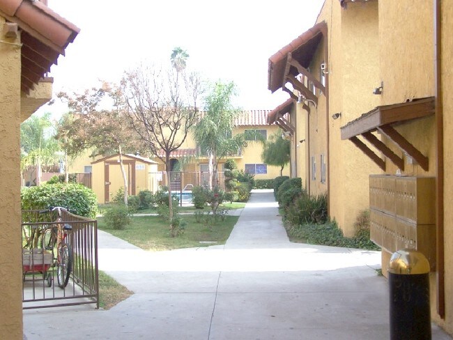 Vincent Village Apartments Covina, CA