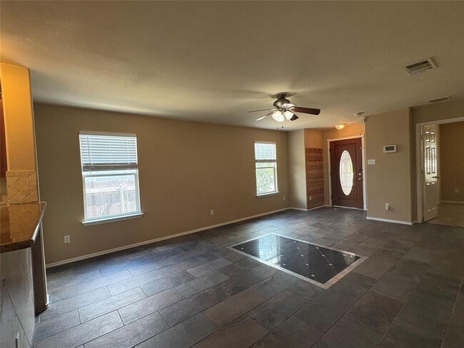 Building Photo - 18316 Great Falls Dr