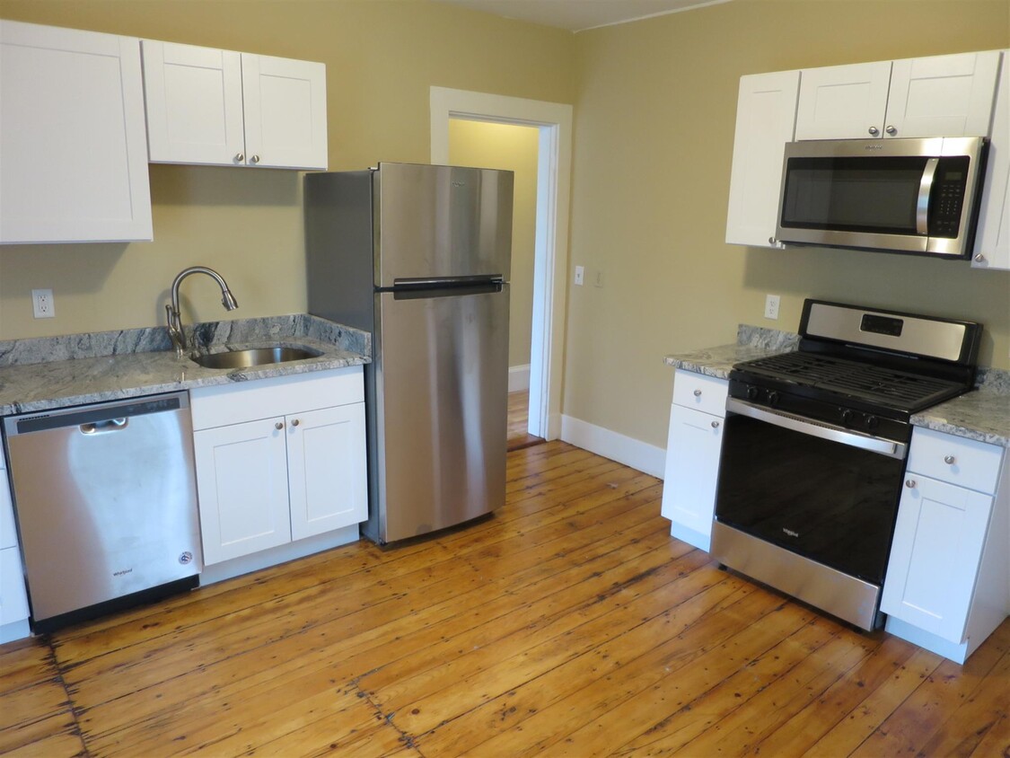 Foto principal - 12 Tufts St