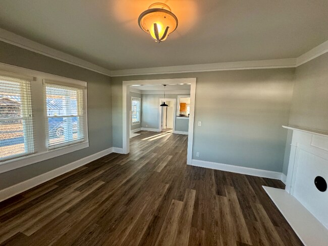 Foto del edificio - 2811 Locust Hill Rd