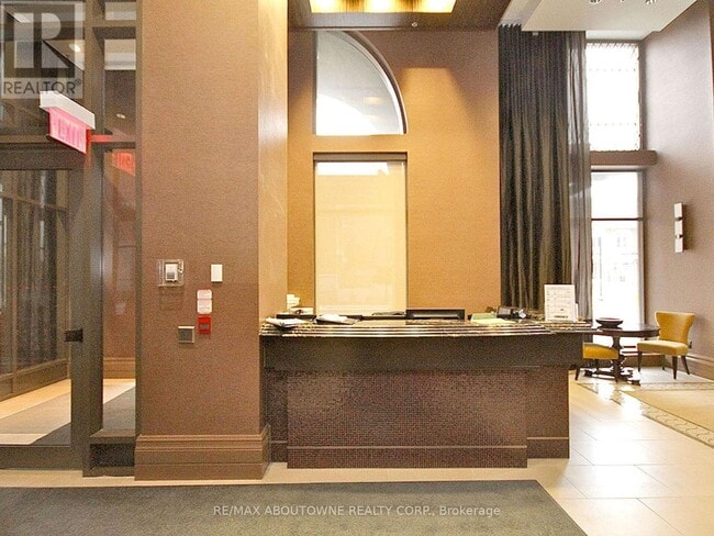 Building Photo - 385 Prince of Wales Dr