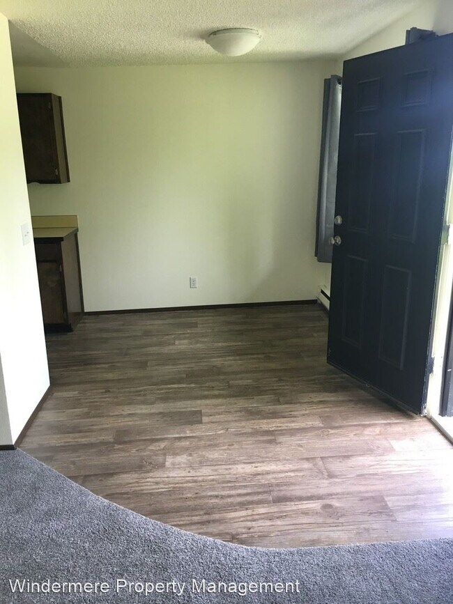 Foto del edificio - 2102-2106 Harris Ave