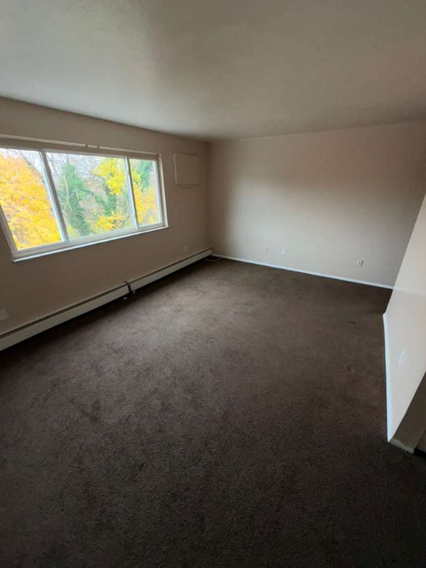 Photo - 14815 Euclid Ave (East Cleveland, OH)