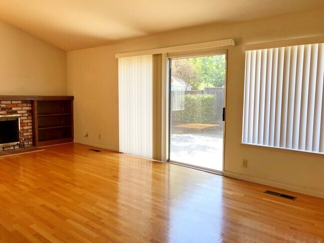 Building Photo - Nice and remodeled Home for Rent in Cupert...